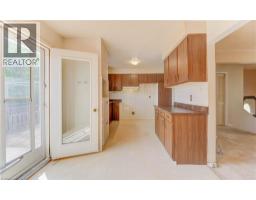 539 PIONEER Drive - 12