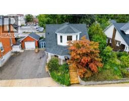 132 CHURCH Street N - 3