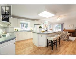 44 HAMPTON Street - 22