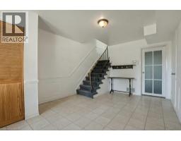 125 INGLESIDE Drive - 3