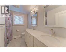 292 PARKMOUNT Drive - 18