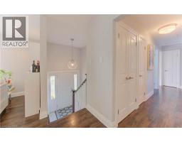 292 PARKMOUNT Drive - 23