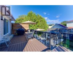 292 PARKMOUNT Drive - 32