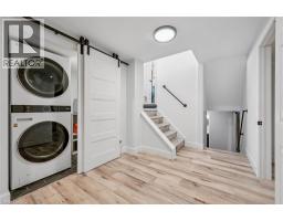 10 BROKEN OAK Crescent - 25