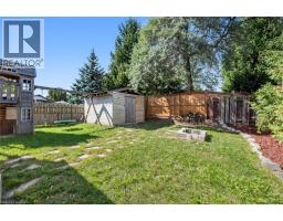 10 BROKEN OAK Crescent - 32