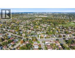 10 BROKEN OAK Crescent - 40