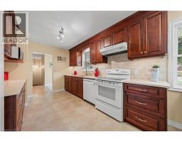 45 HIGHLAND Crescent - 13