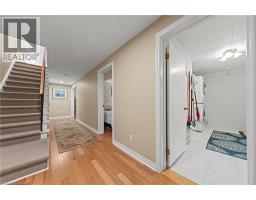 45 HIGHLAND Crescent - 36