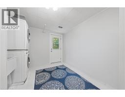 45 HIGHLAND Crescent - 42