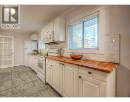 18 HILLTOP Drive - 12