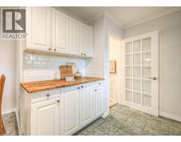 18 HILLTOP Drive - 14