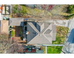 180 DAVID Street - 43