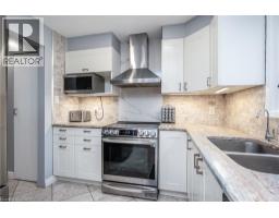 7 FOREST GLEN Crescent - 11