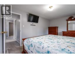 7 FOREST GLEN Crescent - 17
