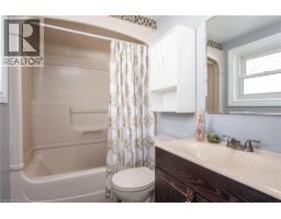 7 FOREST GLEN Crescent - 18