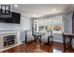 7 FOREST GLEN Crescent - 7