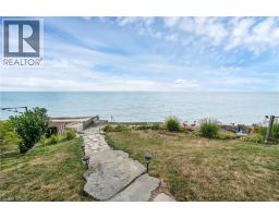 42 ERIEVIEW Lane - 31