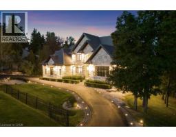 546 WOOLWICH Place - 3