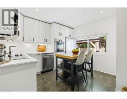 105 CARRINGTON Court - 12