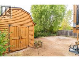 75 CHASE Crescent - 39