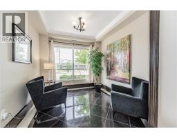 539 BELMONT Avenue W UnitNo. 201 - 8
