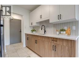 283 FAIRWAY Road N UnitNo. 405 - 2