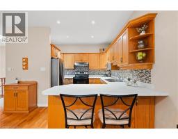 460 WATERLOO Street UnitNo. 2 - 7