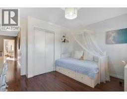 4 SWIFT Crescent - 31