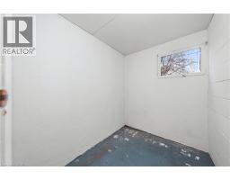 1206 VALENTINE Drive - 31