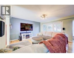 215 PRESTON Parkway - 3