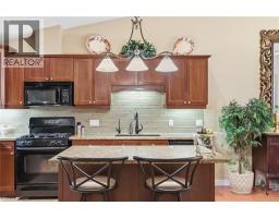 385 PARK Road N UnitNo. 22 - 13