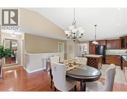 385 PARK Road N UnitNo. 22 - 22