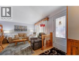 476 WELLINGTON Street N - 10