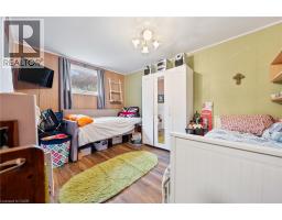 30 BEE Street - 15