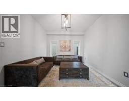 93 LORNE CARD Drive - 10