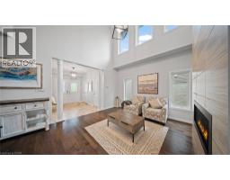 93 LORNE CARD Drive - 7