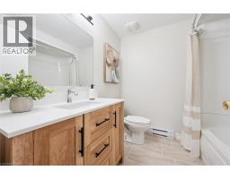 100 BLUEVALE Street N UnitNo. 29 - 29