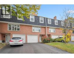 100 BLUEVALE Street N UnitNo. 29 - 3