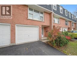 100 BLUEVALE Street N UnitNo. 29 - 5