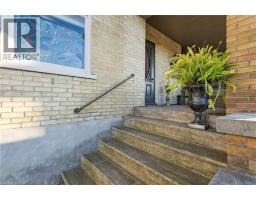 132 QUEEN Street W - 4