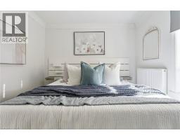 132 QUEEN Street W - 42