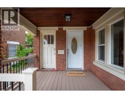 34 STIRLING Avenue N - 4