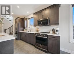 123 TRISTAN Crescent - 11