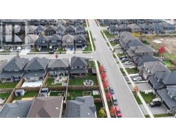 123 TRISTAN Crescent - 42