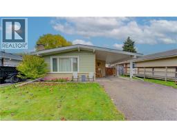 114 SELKIRK Drive - 1