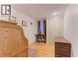 114 SELKIRK Drive - 11