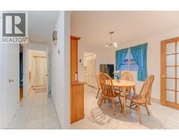 114 SELKIRK Drive - 12