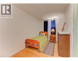 114 SELKIRK Drive - 13