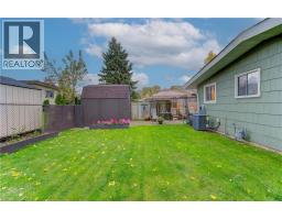 114 SELKIRK Drive - 39