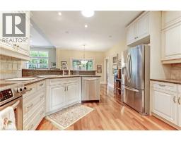 596 LAKEVIEW Drive - 14